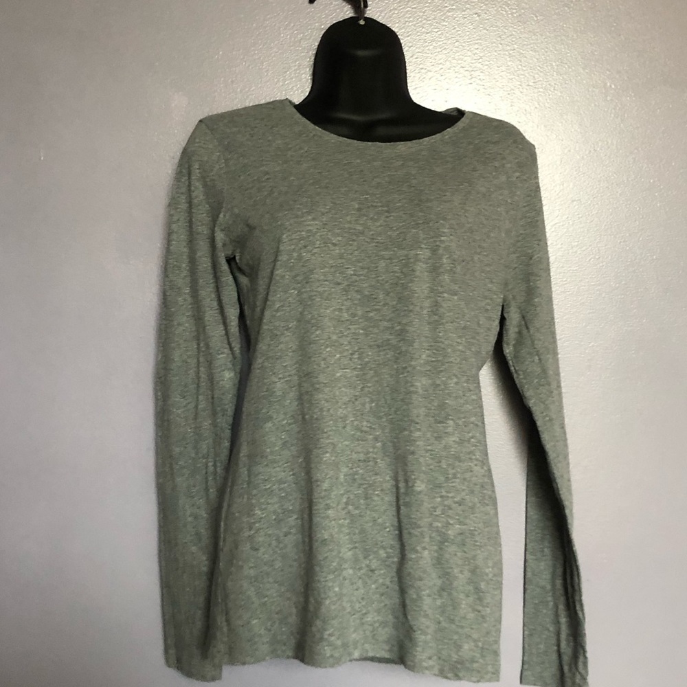Dark grey long sleeve t shirt size medium